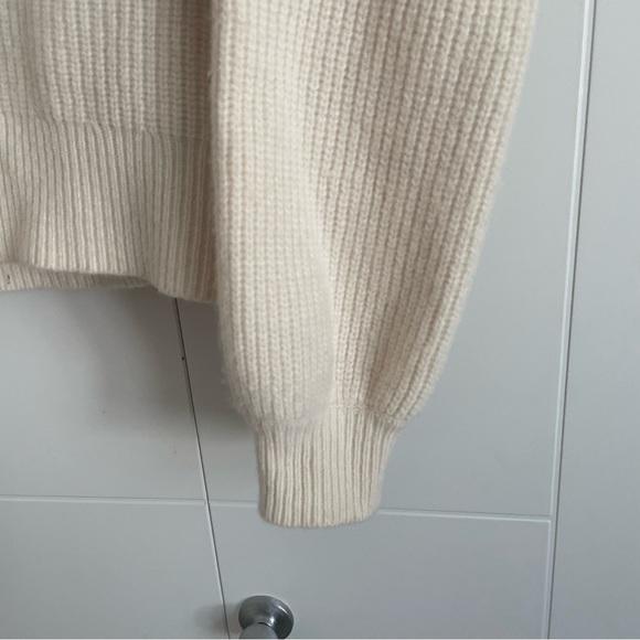 Aritzia Babaton Lagoon Cardigan - Picture 10 of 10